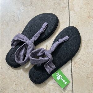 Brand new with tags Sanuk sling back sandals